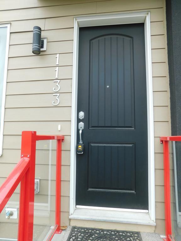 Three-bedroom House With Balcony #33 Sunalta Downtown * Calgary